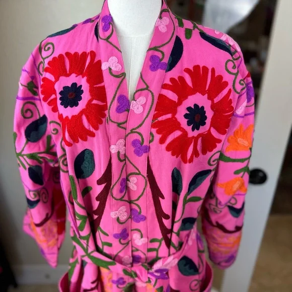 Handmade embroidered The Suzanna size LGE-XXL Kimono/Robe‎ with belt - Picture 7 of 15